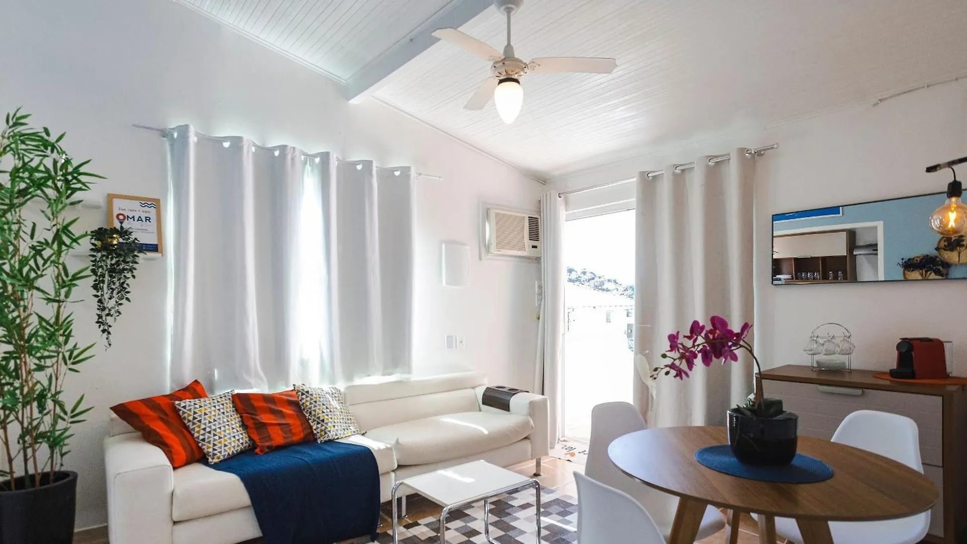 2 Suites A 5 Minutos De Geriba | Cdc 22 Armacao dos Buzios Apartment